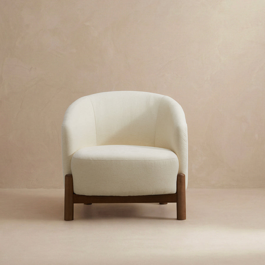 Giverny White Cotton & Linen Barrel Accent Chair